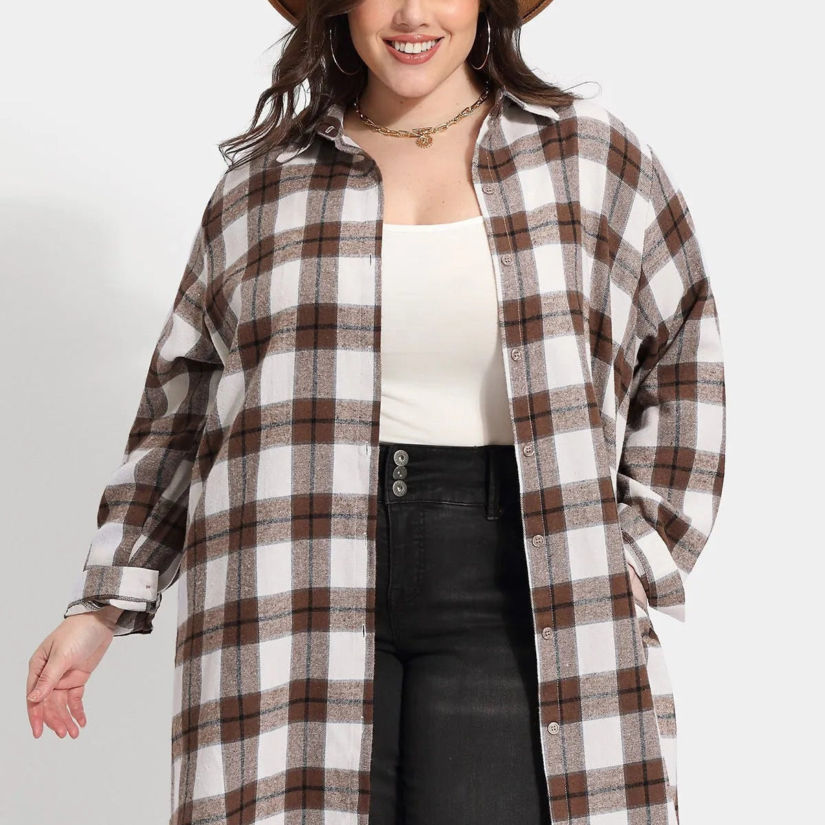 Manteau long à carreaux avec poches boutonnées