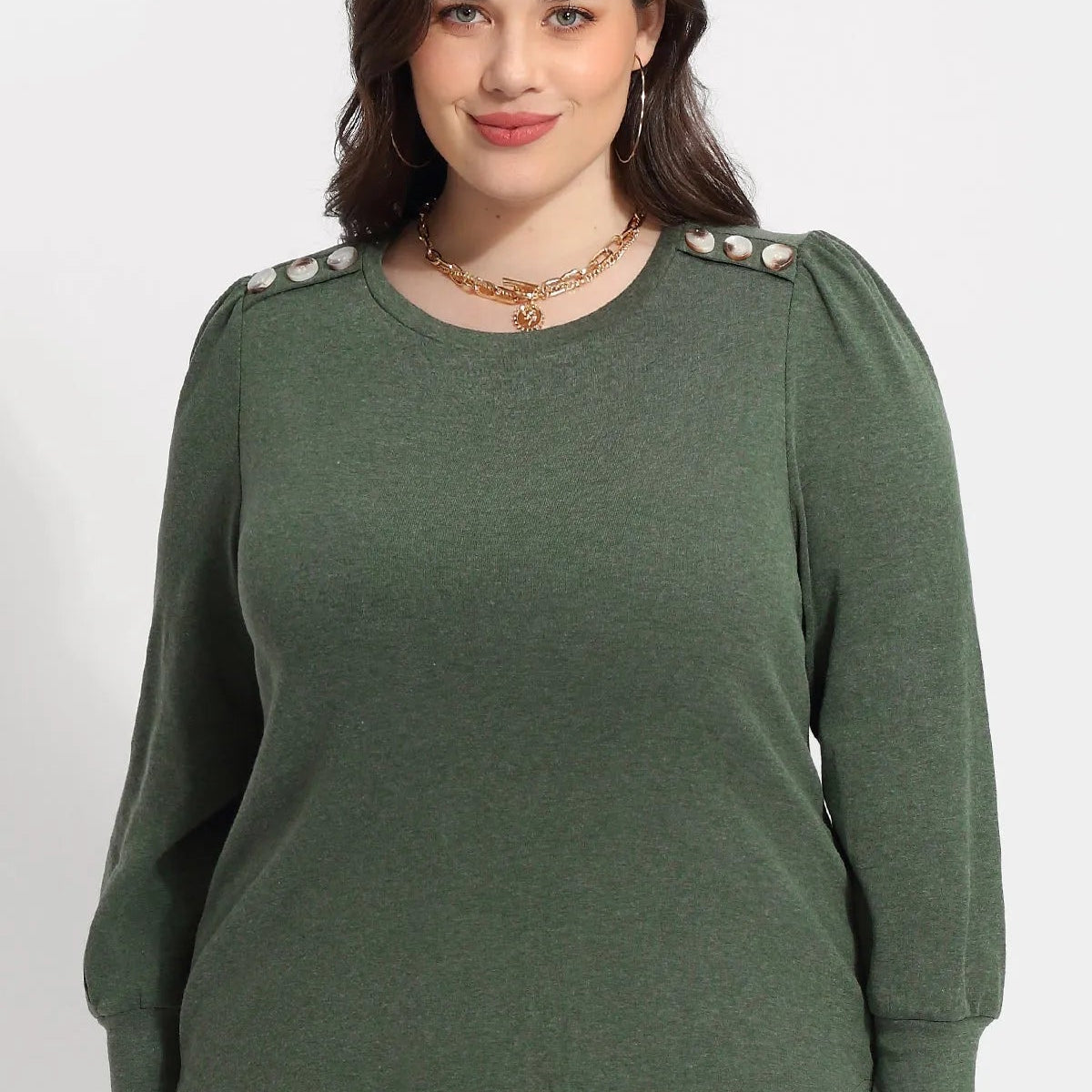 Chemise à col ras du cou unie avec boutons aux épaules