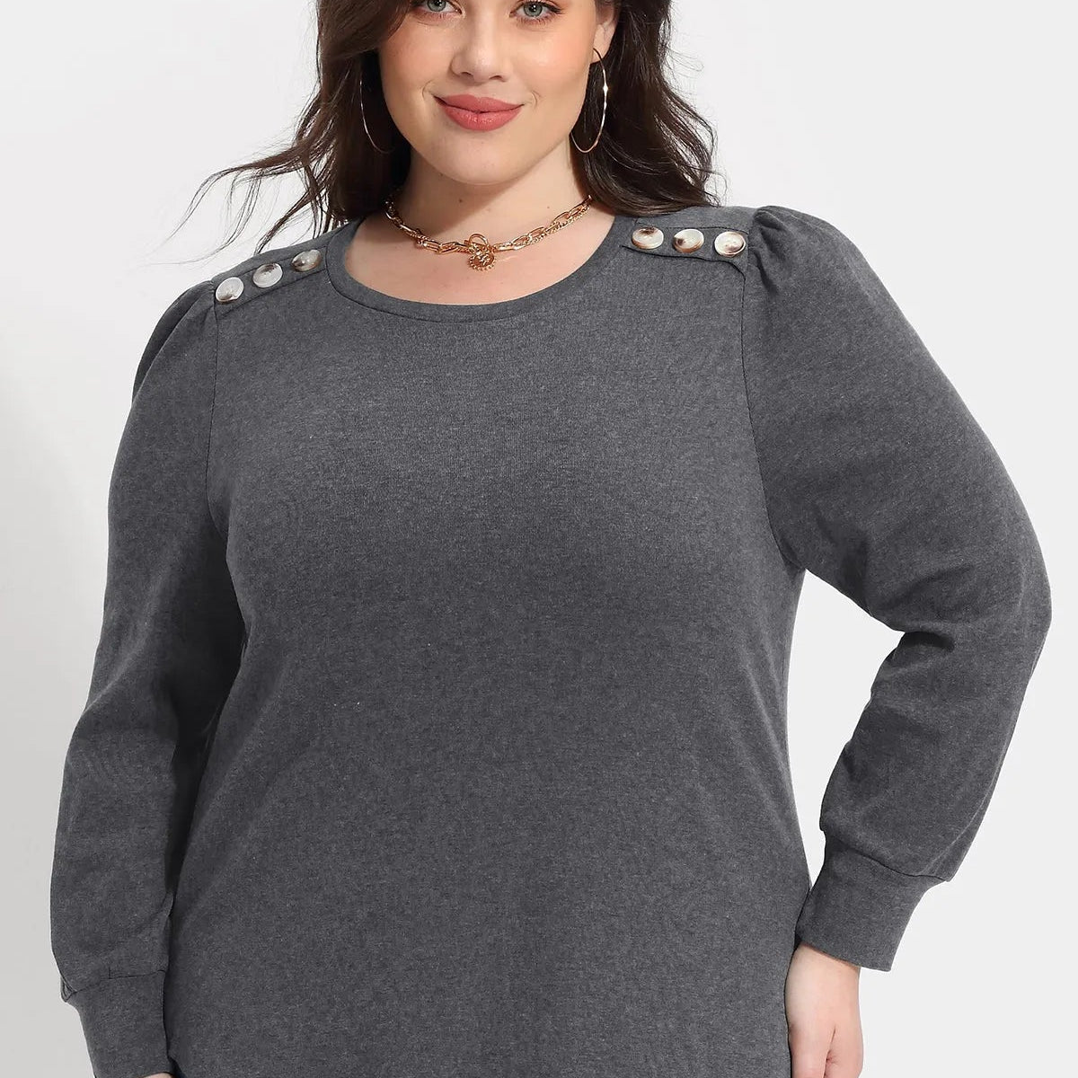 Chemise à col ras du cou unie avec boutons aux épaules