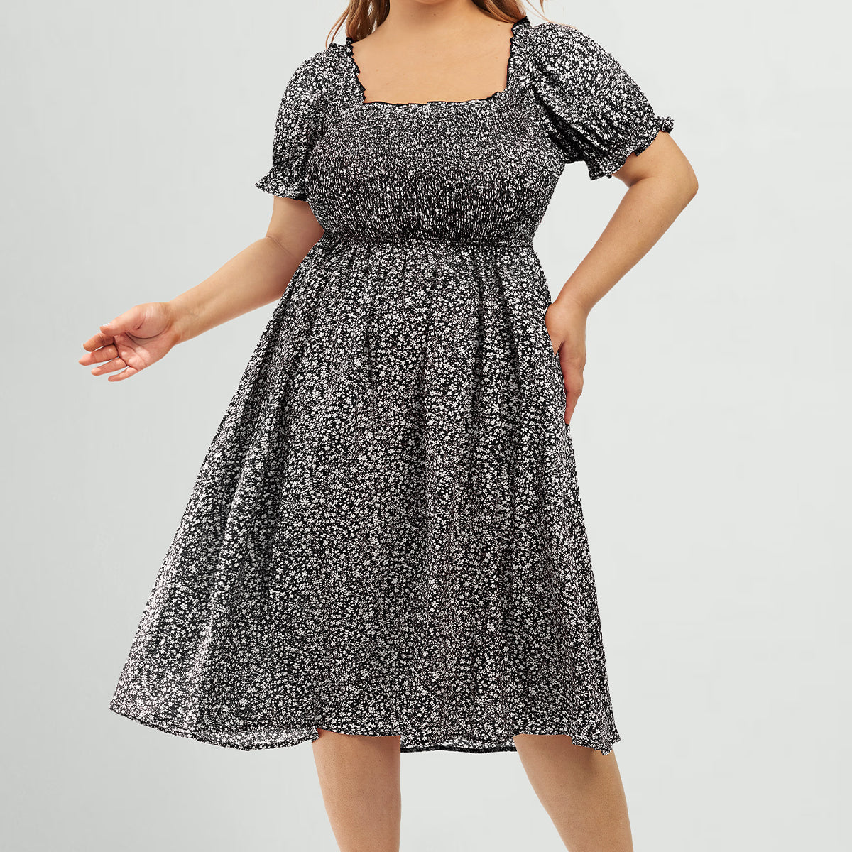 Disty Floral Square Neck Puff Sleeves Midi Dress