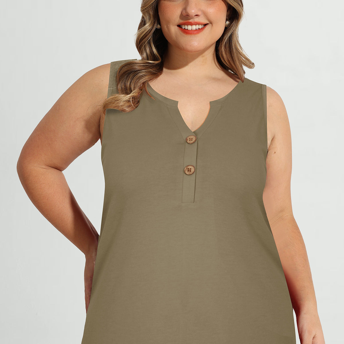 Débardeur ultra-doux à col en V cranté et boutonné