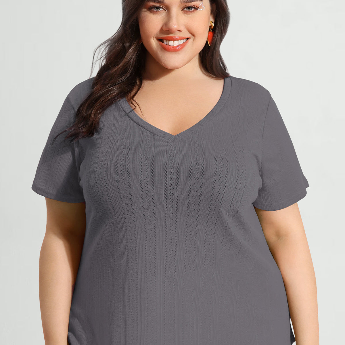 Essential Texture – Basic-T-Shirt mit V-Ausschnitt und kurzen Ärmeln