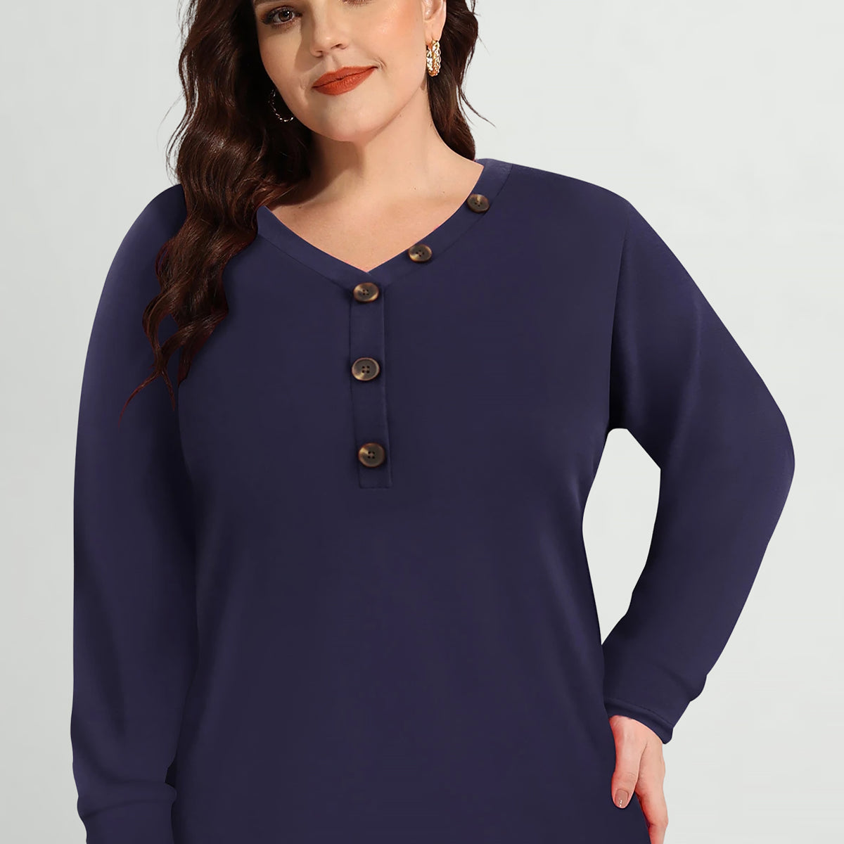 Chemise à manches longues et col en V à boutons solides essentiels