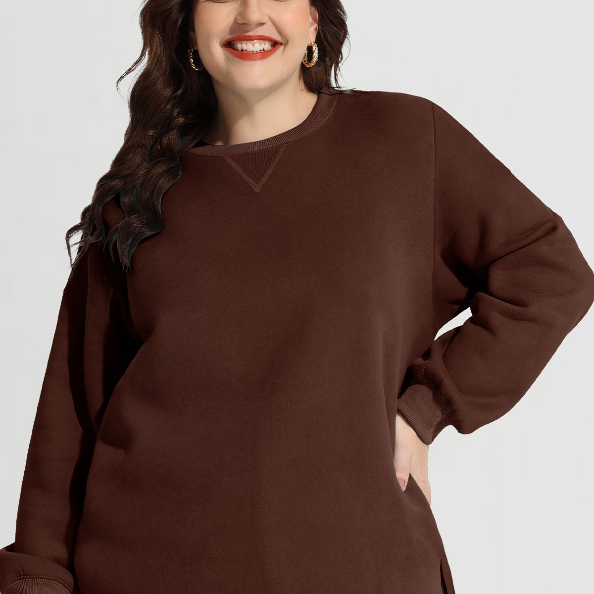 Einfarbiges, langärmliges Basic-Sweatshirt mit geteiltem Saum