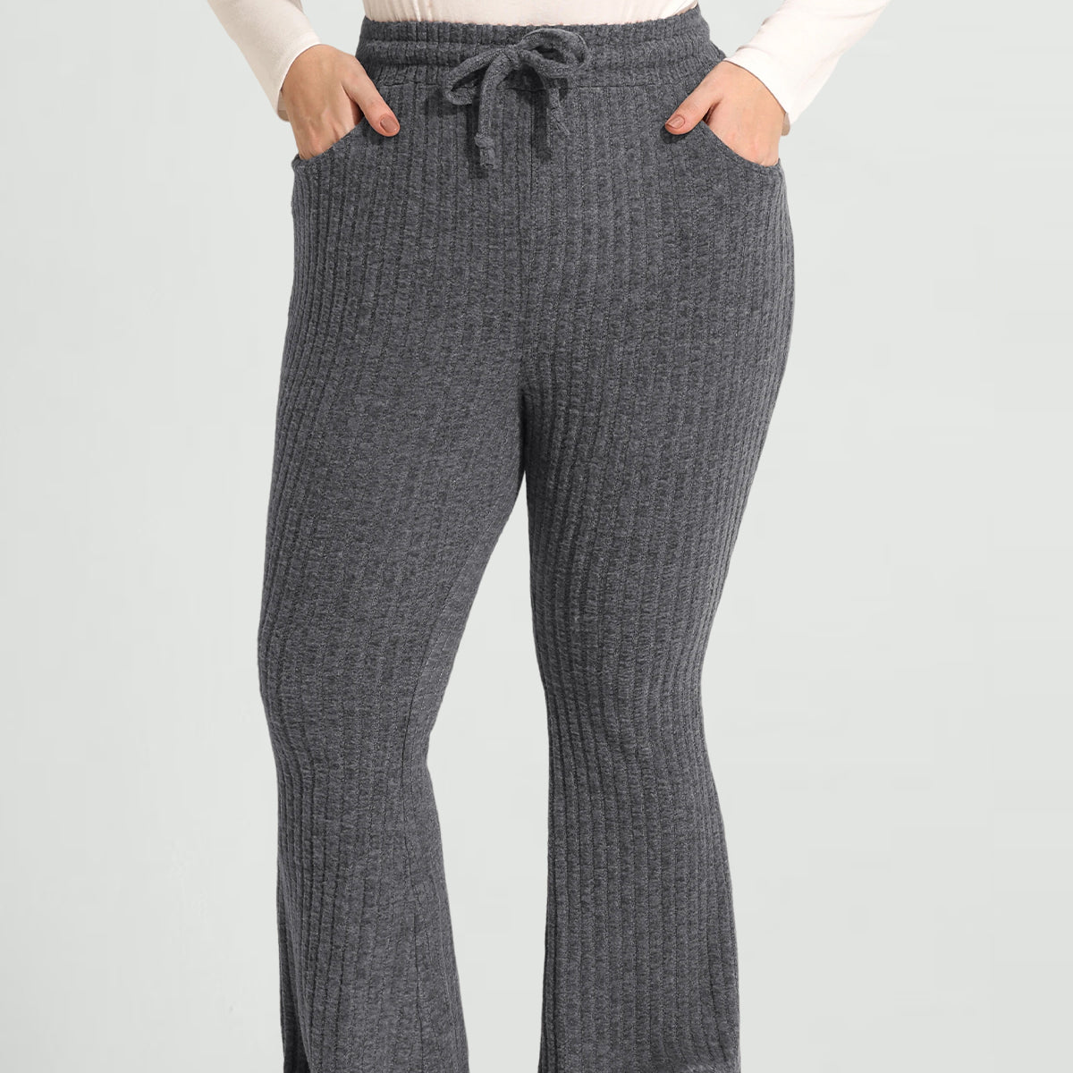Pantalon en velours texturé avec cordon de serrage et taille élastique et poches