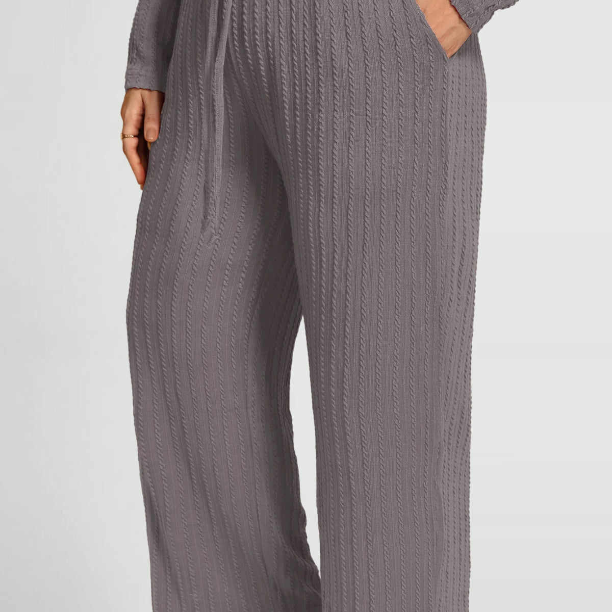 Loungehose mit Taschen, Kordelzug und elastischer Taille