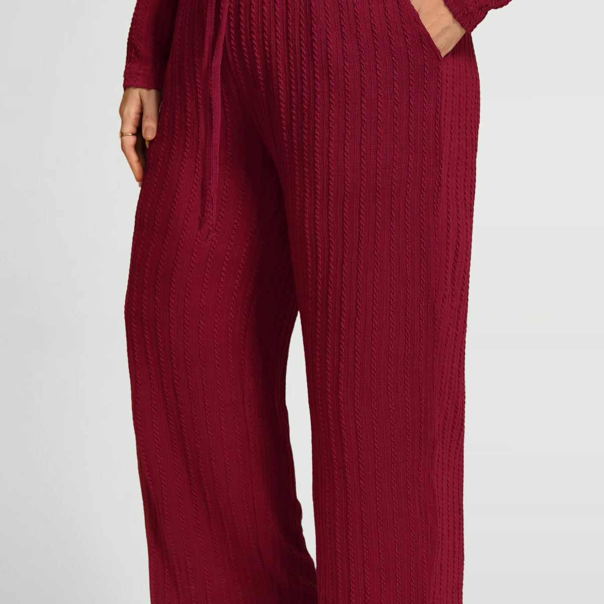 Loungehose mit Taschen, Kordelzug und elastischer Taille