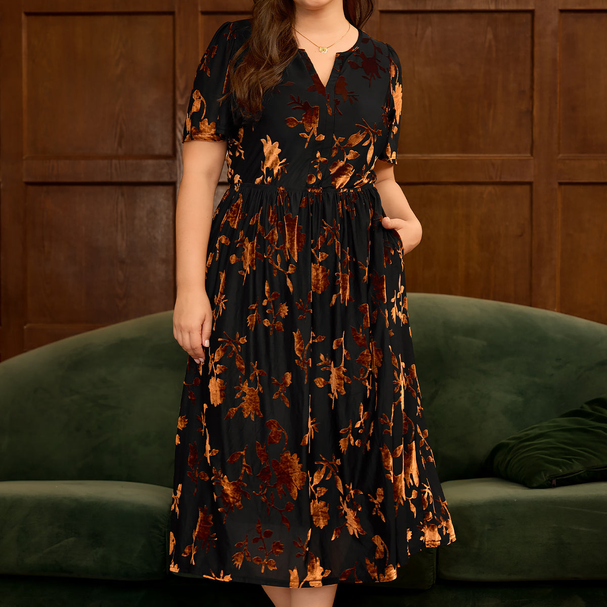 Pockets Notched V-Neck Floral Midi Dress
