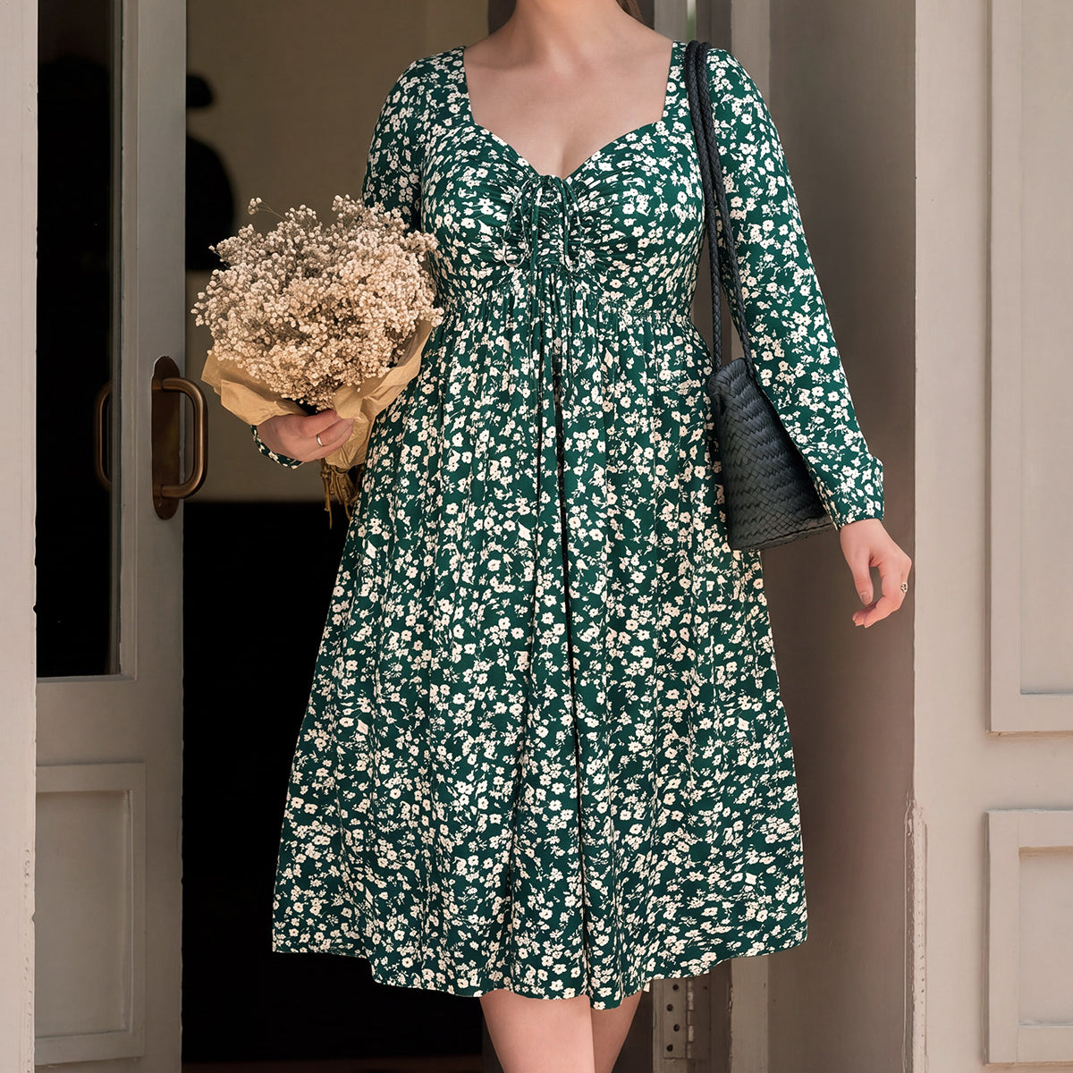 Ritera Pockets Floral Print Sweetheart Tie-Front Midi Dress
