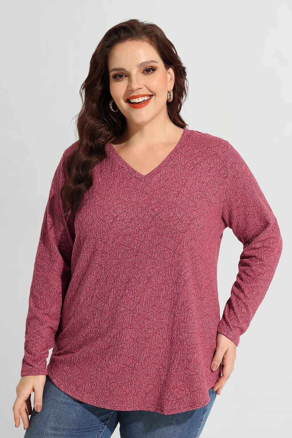 Langärmliges Strickhemd mit V-Ausschnitt und fester Textur