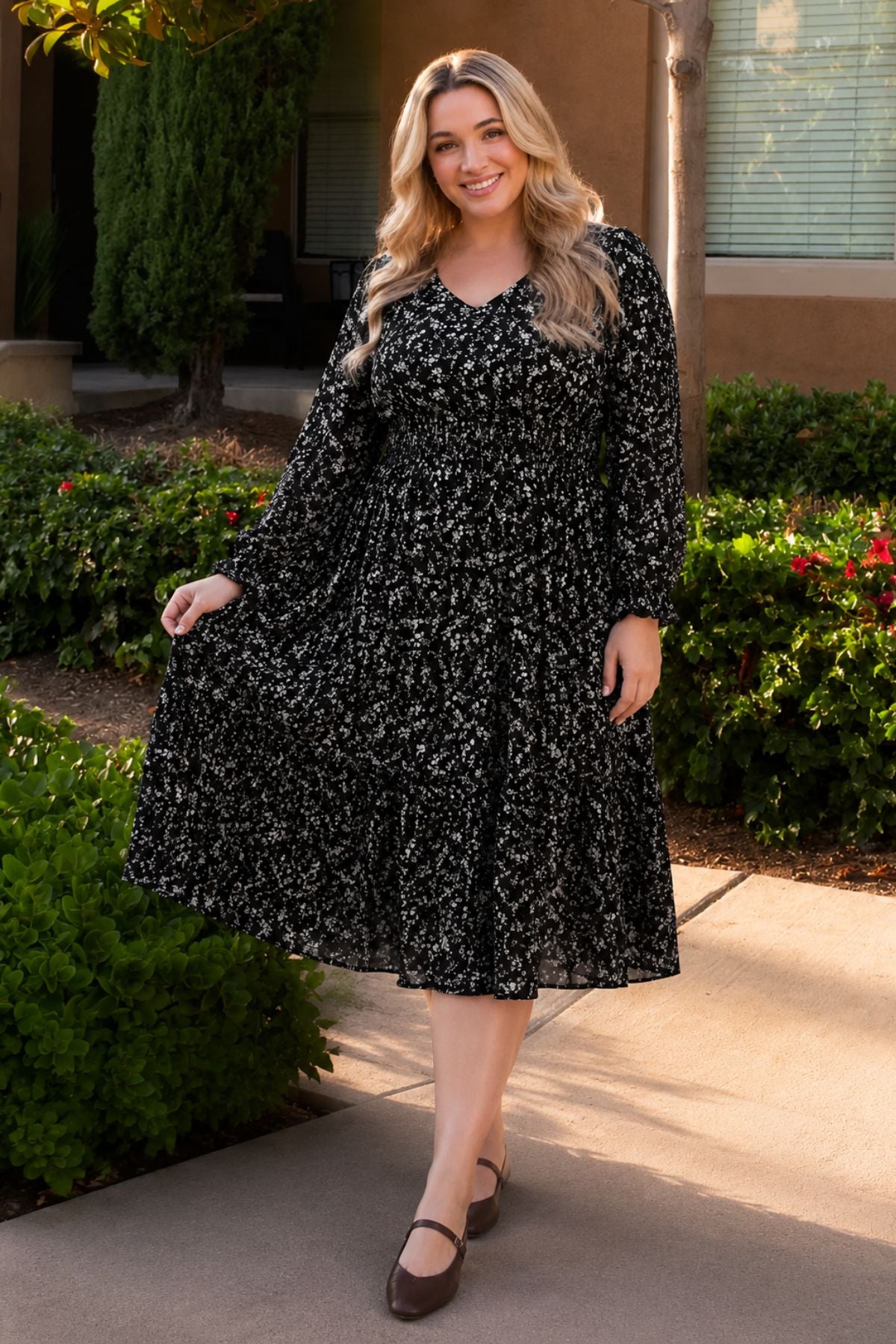 Ritera Pockets Floral Smocked Waist Long Sleeve Tiered Midi Dress